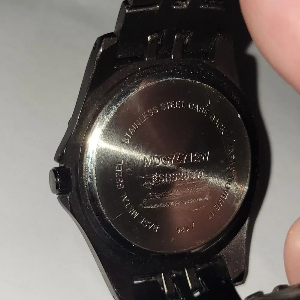 SKMEI 2031 Mens Sports Watch 50M Waterproof + New Battery